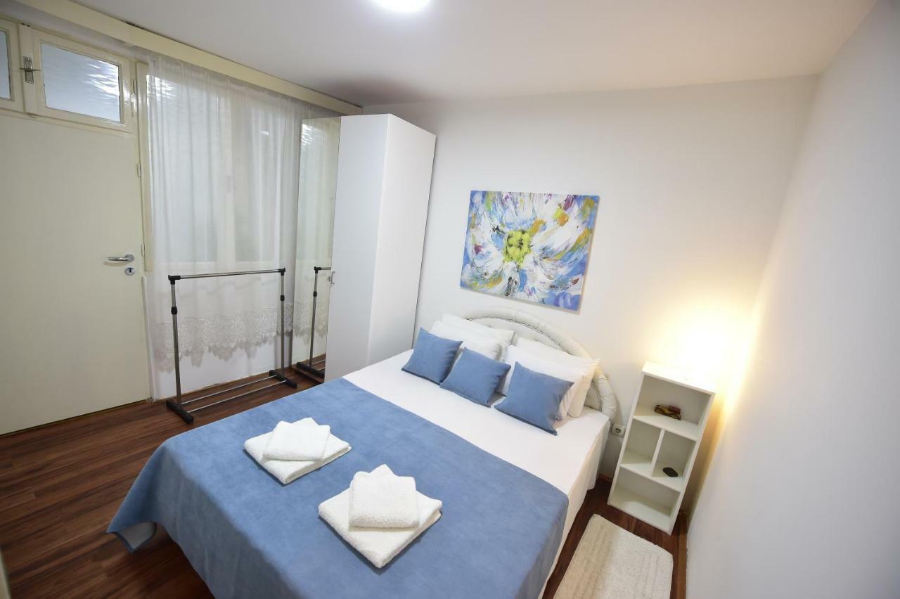 Beograd - Apartman "Gardos" Exteriör bild
